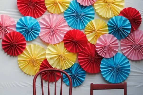 How to make paper fans for decoration