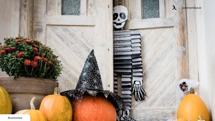 How to decorate your office door for halloween