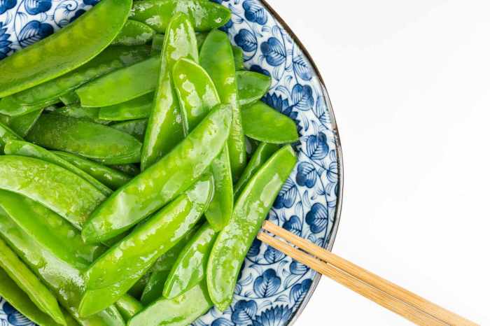 How to cook snow peas leaves chinese style