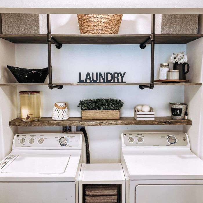 How to decorate laundry room shelves